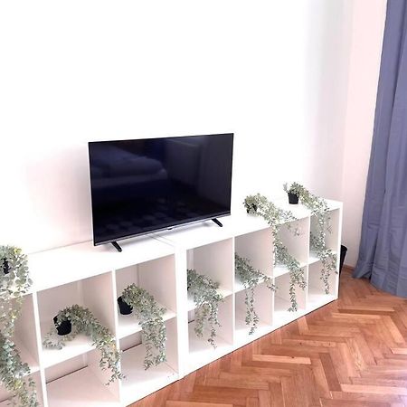 Brand New Spacious & Stylish Aptmt In City-Centre Viyana Dış mekan fotoğraf